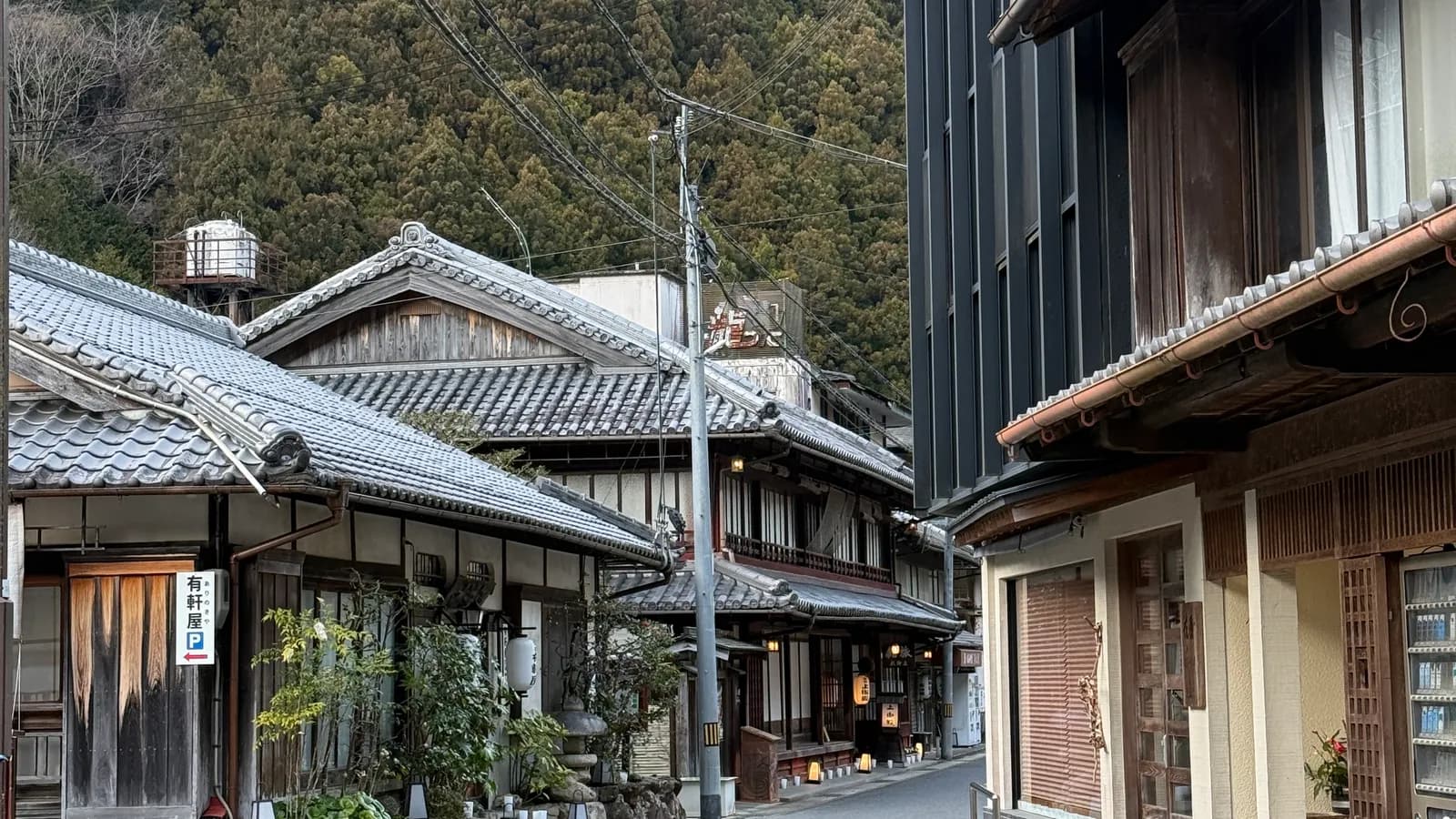 Wakayama: Sacred Quiet and Hot-Spring Recovery